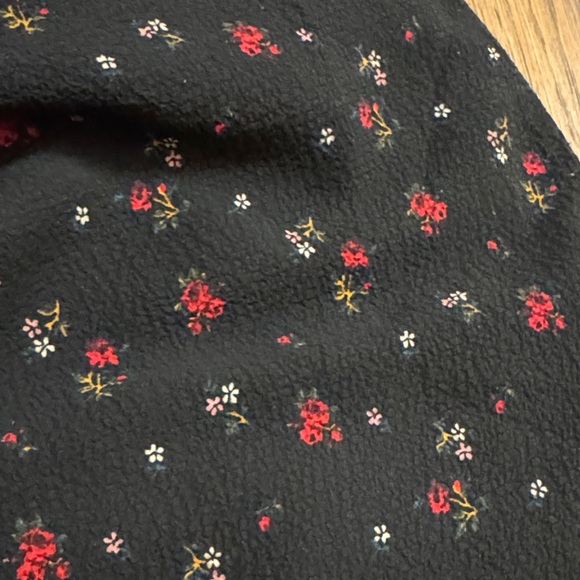 GAP - Picture 5 of 11